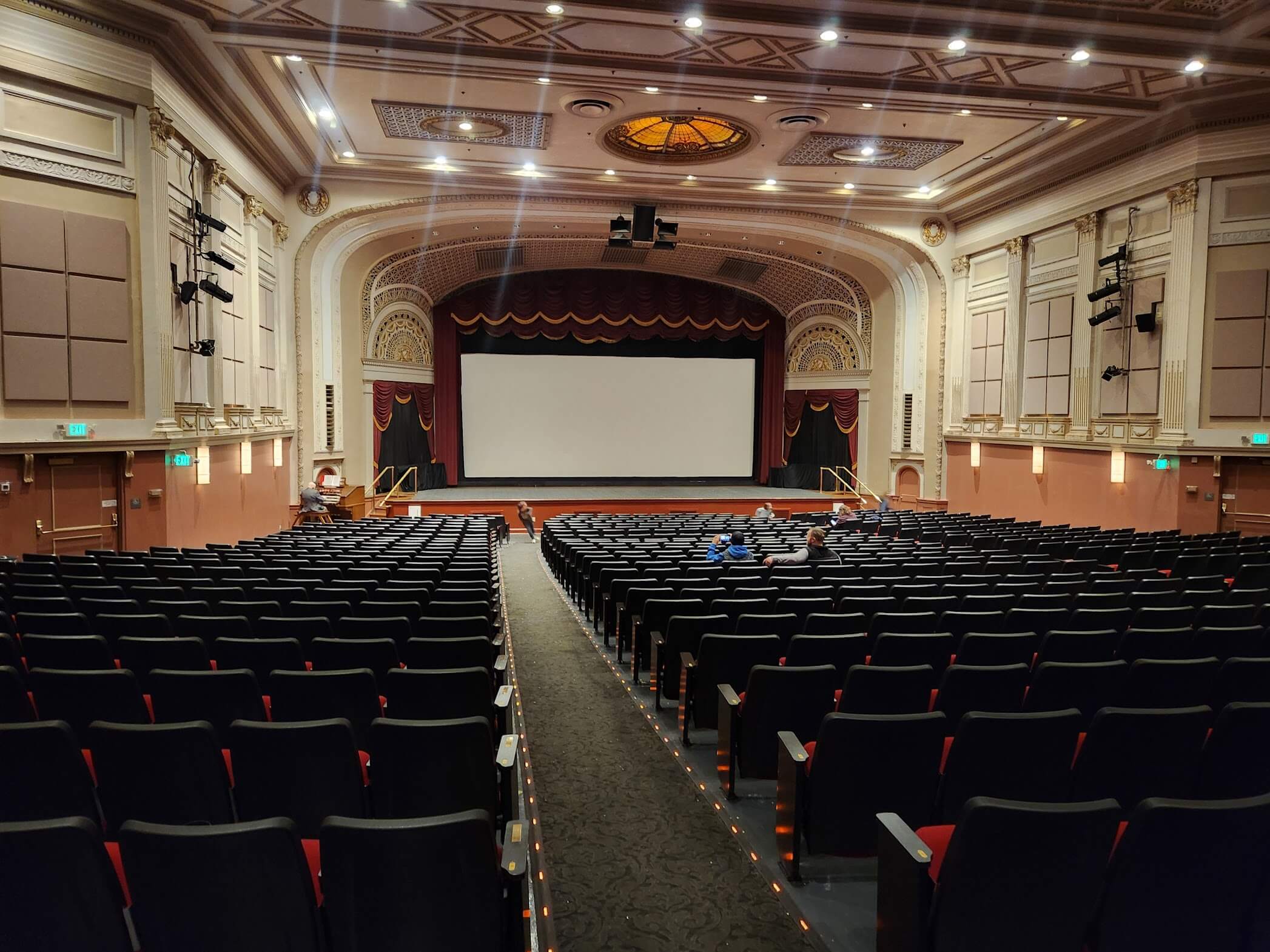 the kentucky theater organ